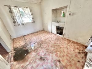 Photo 13- click for photo gallery